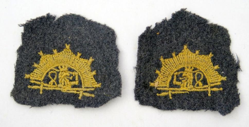Pre-war Finnish army Cadet school cloth shoulder insignia