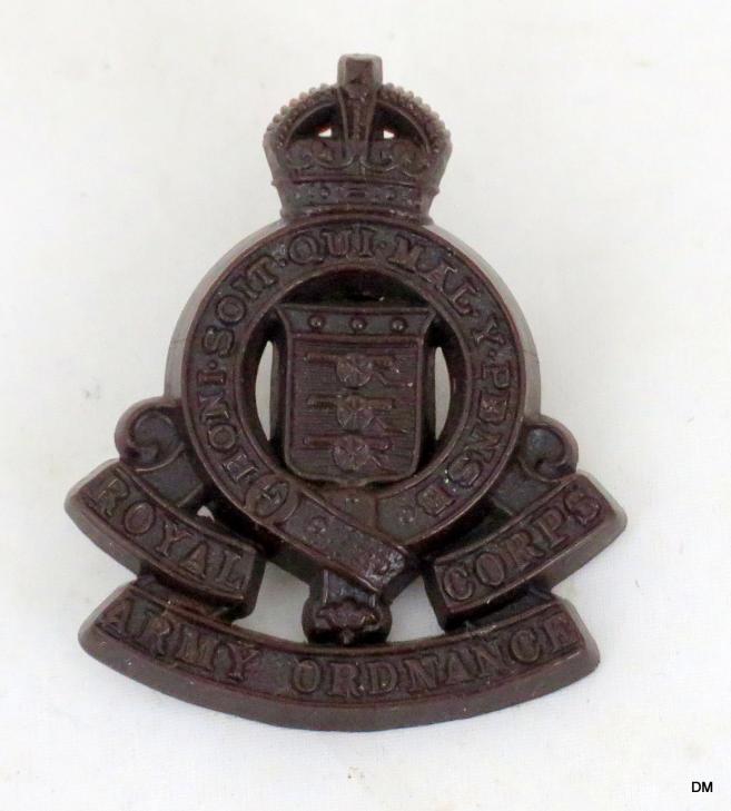 WW2 British army economy pattern cap badge - RAOC
