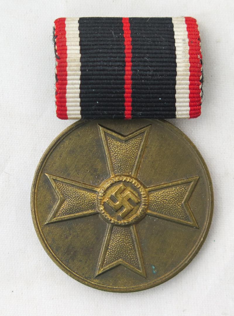 WW2 German war merit medal