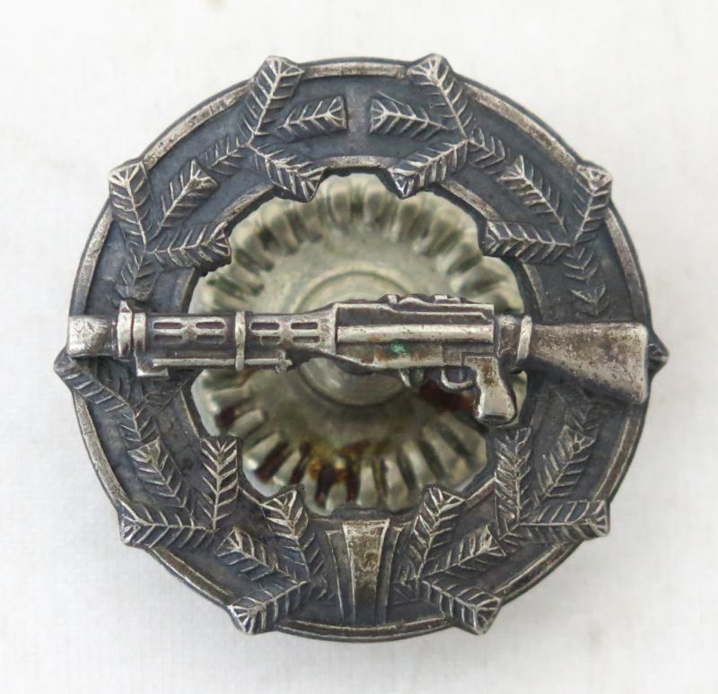 Dragoon Militaria Pre war Finnish M/33 expert marksman badge Light Dragoon Militaria Pre war Finnish M/33 expert marksman badge Light
