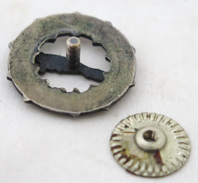 Dragoon Militaria Pre war Finnish M/33 expert marksman badge Light Dragoon Militaria Pre war Finnish M/33 expert marksman badge Light