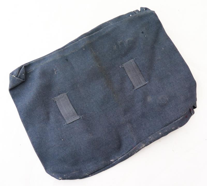 WW2 German Luftwaffe blue-grey gas cap pouch