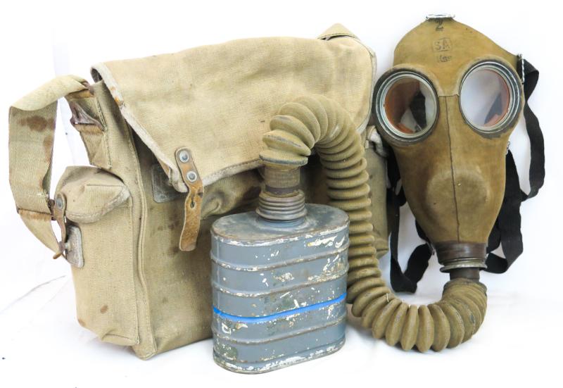 WW2 Finnish army M30 gas mask set