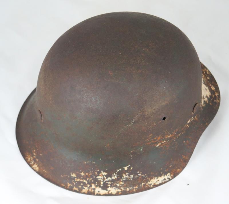 WW2 German Wehrmacht M42 steel helmet - Winter camo