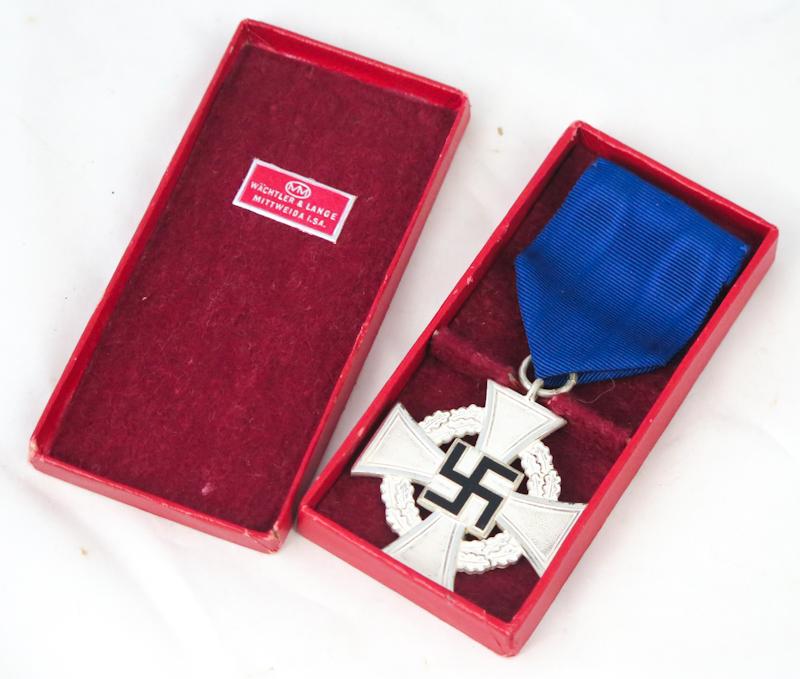 WW2 German Faithful service award of 25 years with case