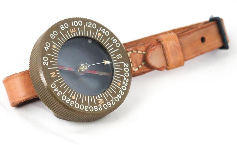 WW2 US army wrist compass