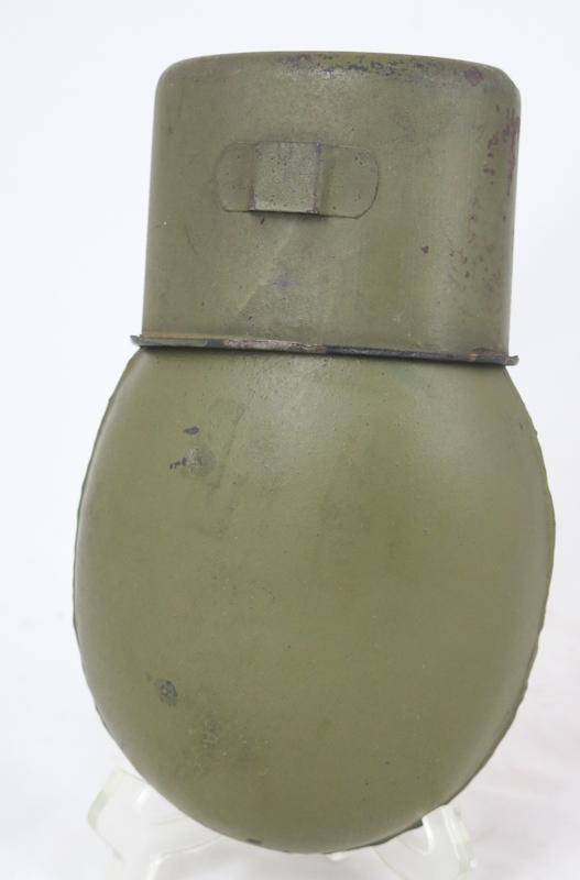 WW2 German Wehrmacht/Waffen-SS M31 field bottle and cup - AEMA 1944