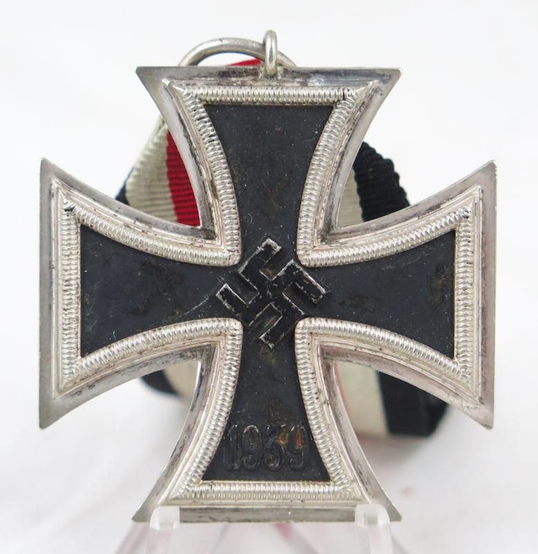 WW2 German Iron cross 2nd class 1939