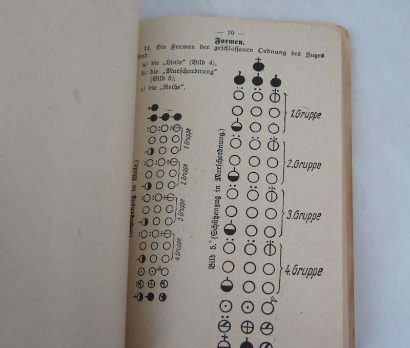 WW2 German Manual H.Dv 130/2b Ausbildungsvorschrift fur die infanterie - Die Schutzenkompanie teil 2