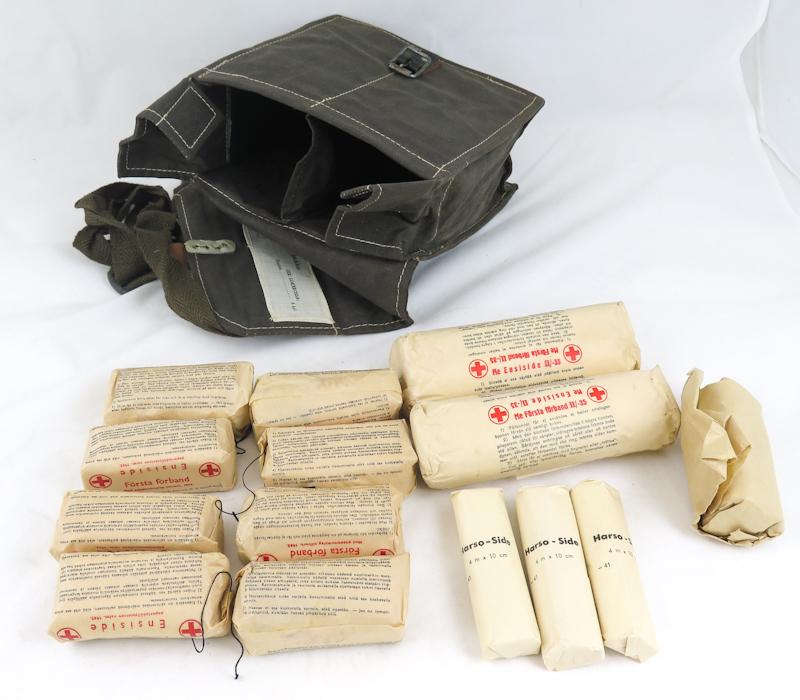 WW2 Finnish medics first aid bag M/43