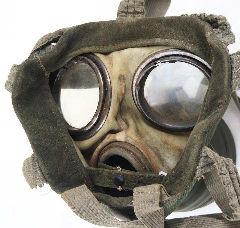 WW2 German Wehrmacht army GM30 gas mask set - named