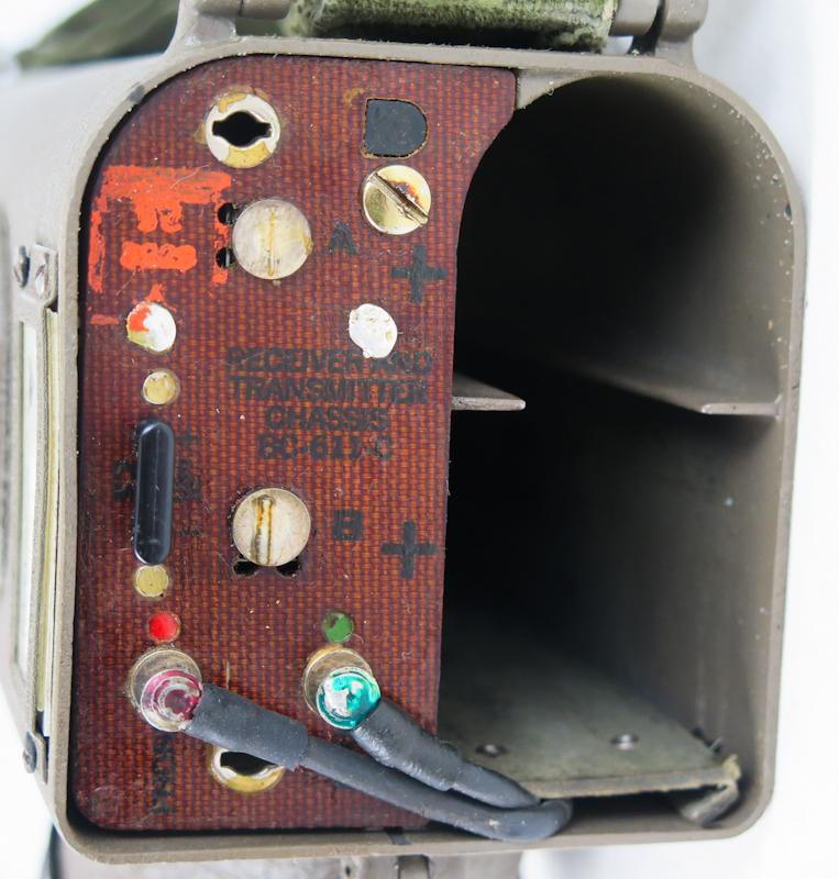 WW2 US army Signal corps BC-611-C Handie Talkie - 1944