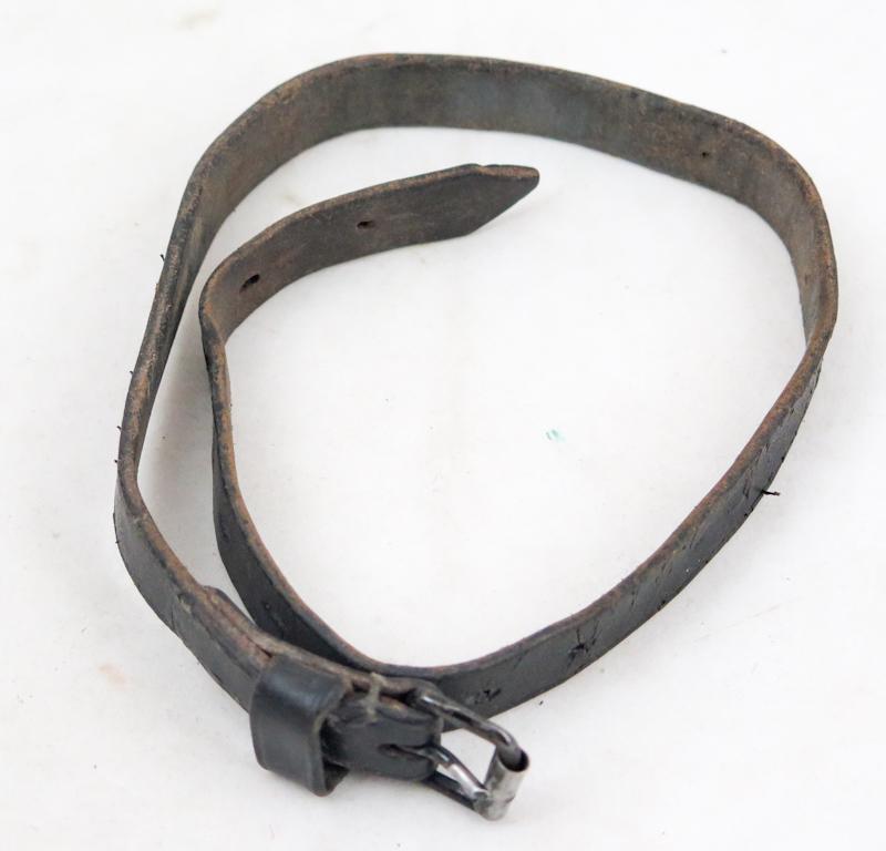 WW2 German Wehrmacht/Waffen-SS M31 mess kit with strap - early war