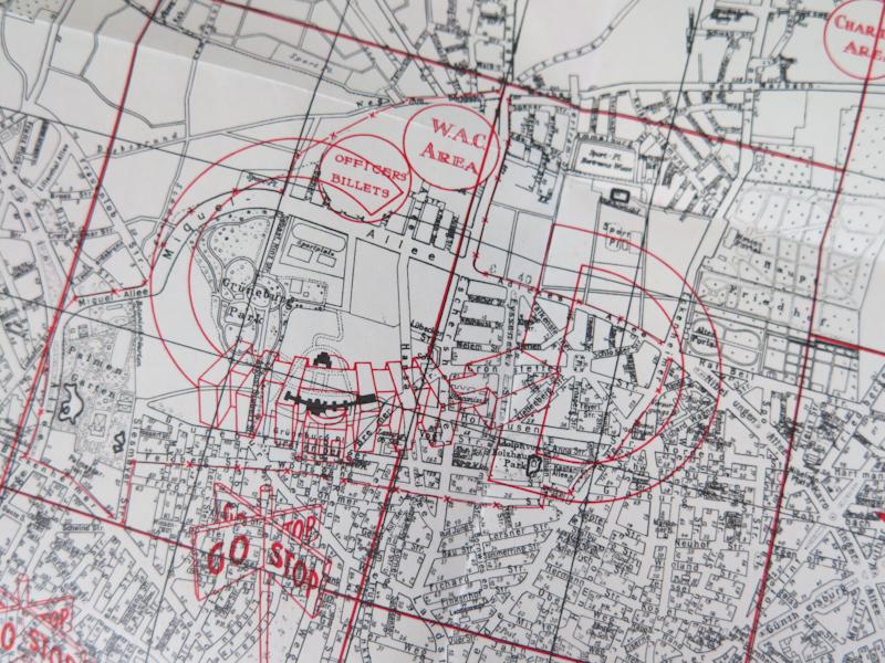 WW2 US Army USFET handbook Frankfurt am Main facilities - 1945