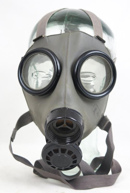 WW2 Finnish army Czech gas mask model F - Chema
