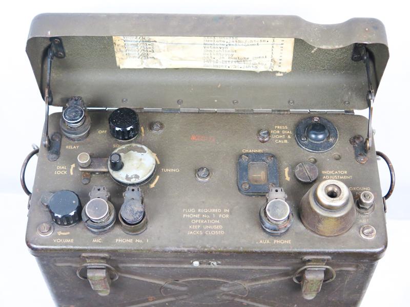 WW2 US army Signal Corps BC-1000-A radio - walkie-talkie 1944