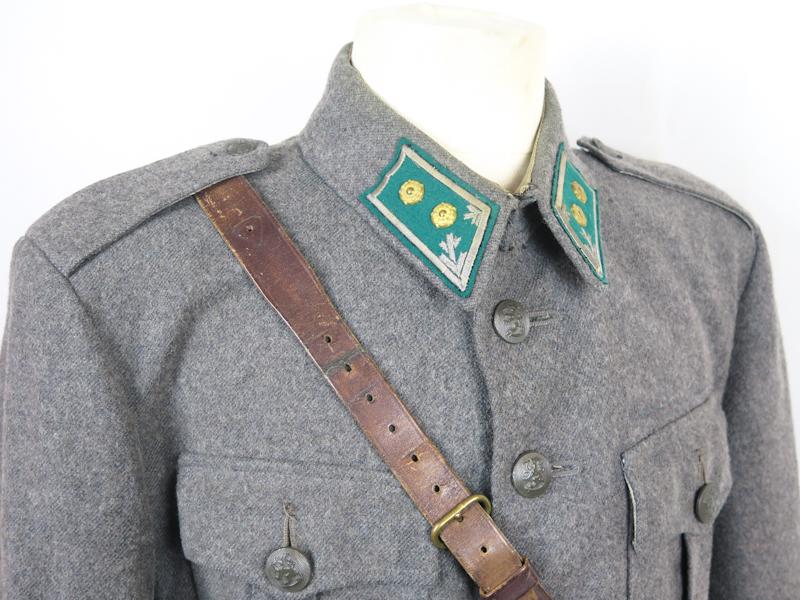 WW2 Finnish army infantry officers M36 field jacket with belt - late war pattern 1944