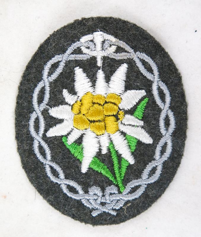 WW2 German Wehrmacht Mountain troops sleeve patch - late war embroidered field grey version