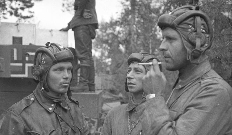 WW2 Finnish Tank grew leather helmet - Friitala