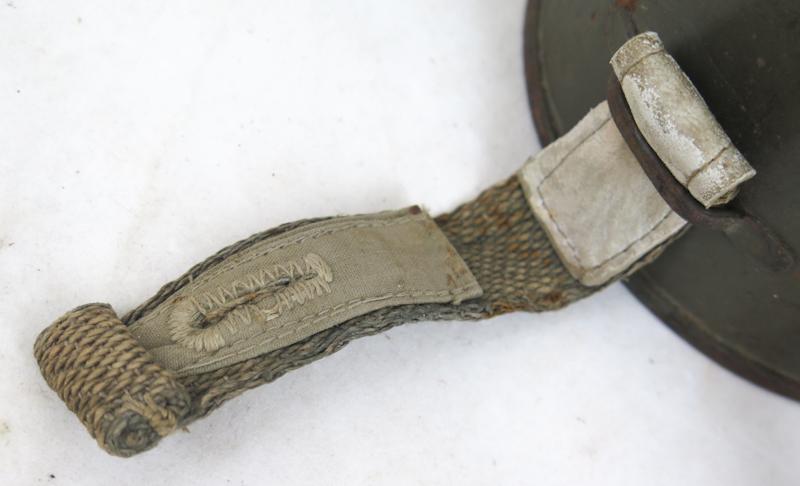 WW1 German M1917 gas mask canister - ersatz strap