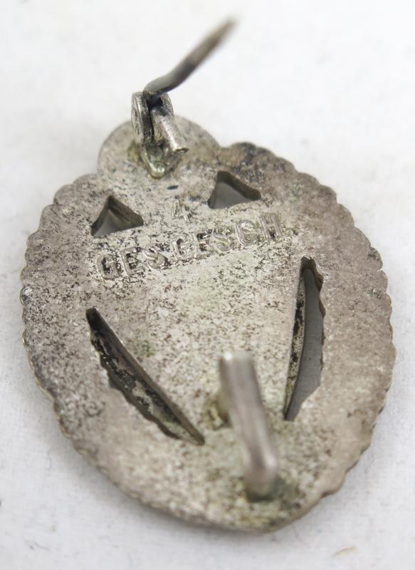 WW2 German NSRKB 25 years membership badge