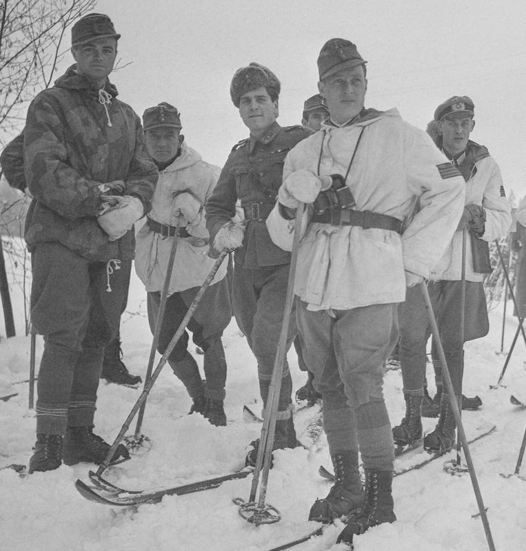 WW2 Finnish army Ski boots - leather
