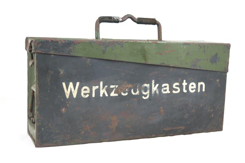 WW2 Wehrmacht/Waffen-SS Werkzeugkasten- project