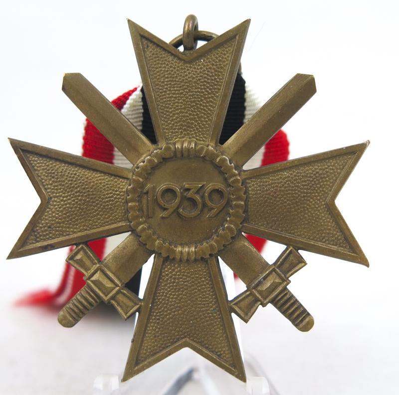 WW2 German war merit cross 2nd class with swords - maker 11 Grossmann