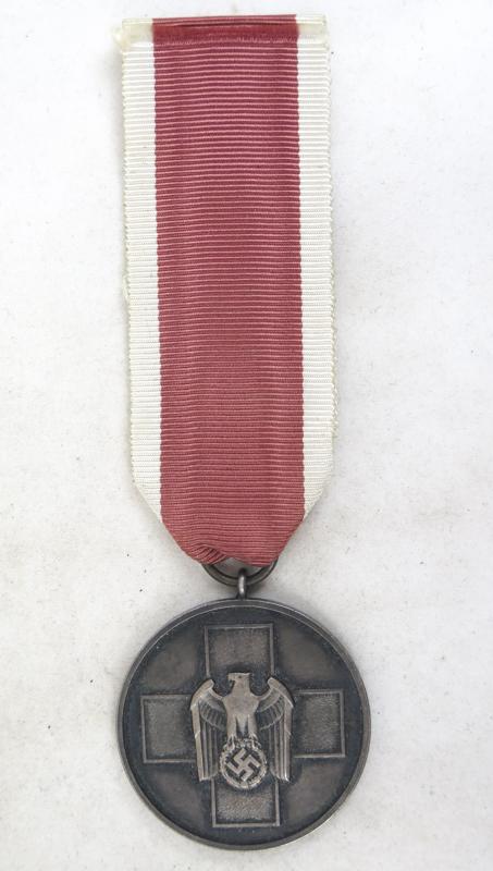 WW2 German Volkspflege medal