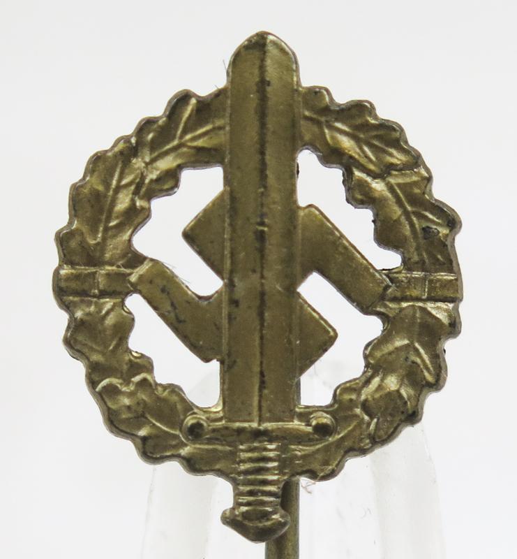 WW2 German SA sport badge miniature bronze class