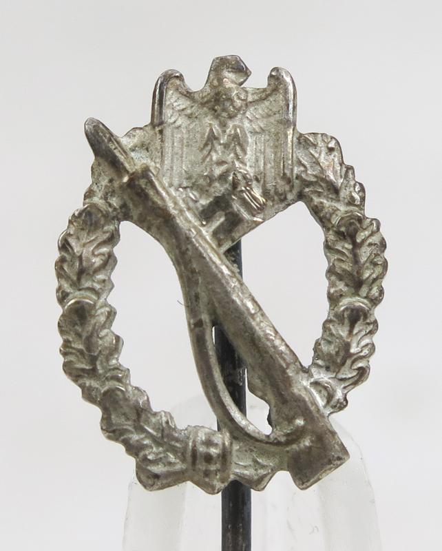 WW2 German miniature Infantry assault badge